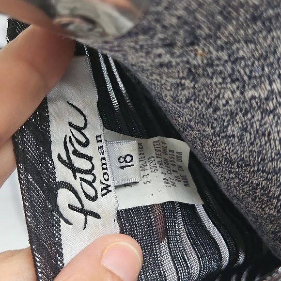 Patra Woman Vintage Metallic Stripe Bolero Jacket - Picture 6 of 8